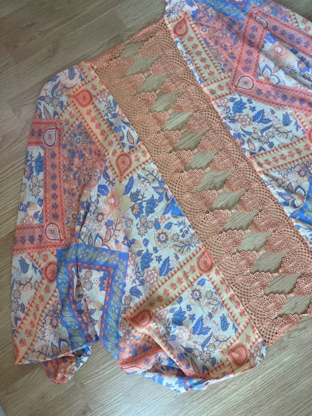 Miss Me Orange Paisley Crochet Western Boho Kimono Top Size Small - Picture 10 of 10